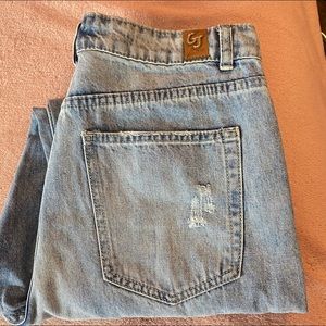 Jeans size 7